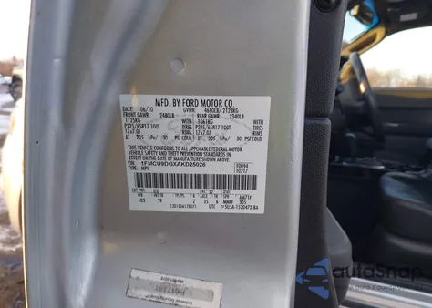 2010 Ford Escape Xlt z USA, uszkodzony, nr VIN 1FMCU9DGXAKD25026